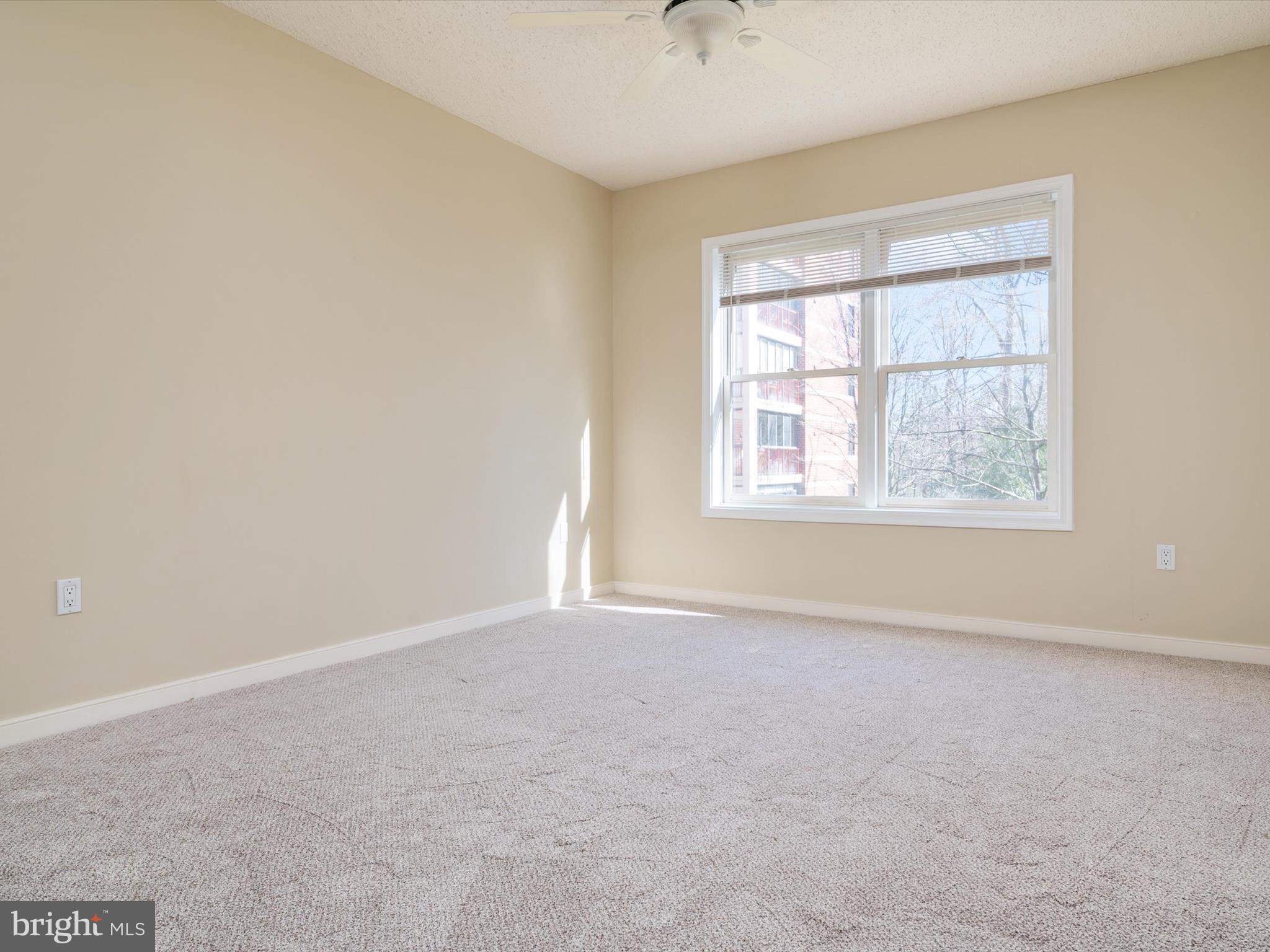 MCKINSEY PARK - Residential