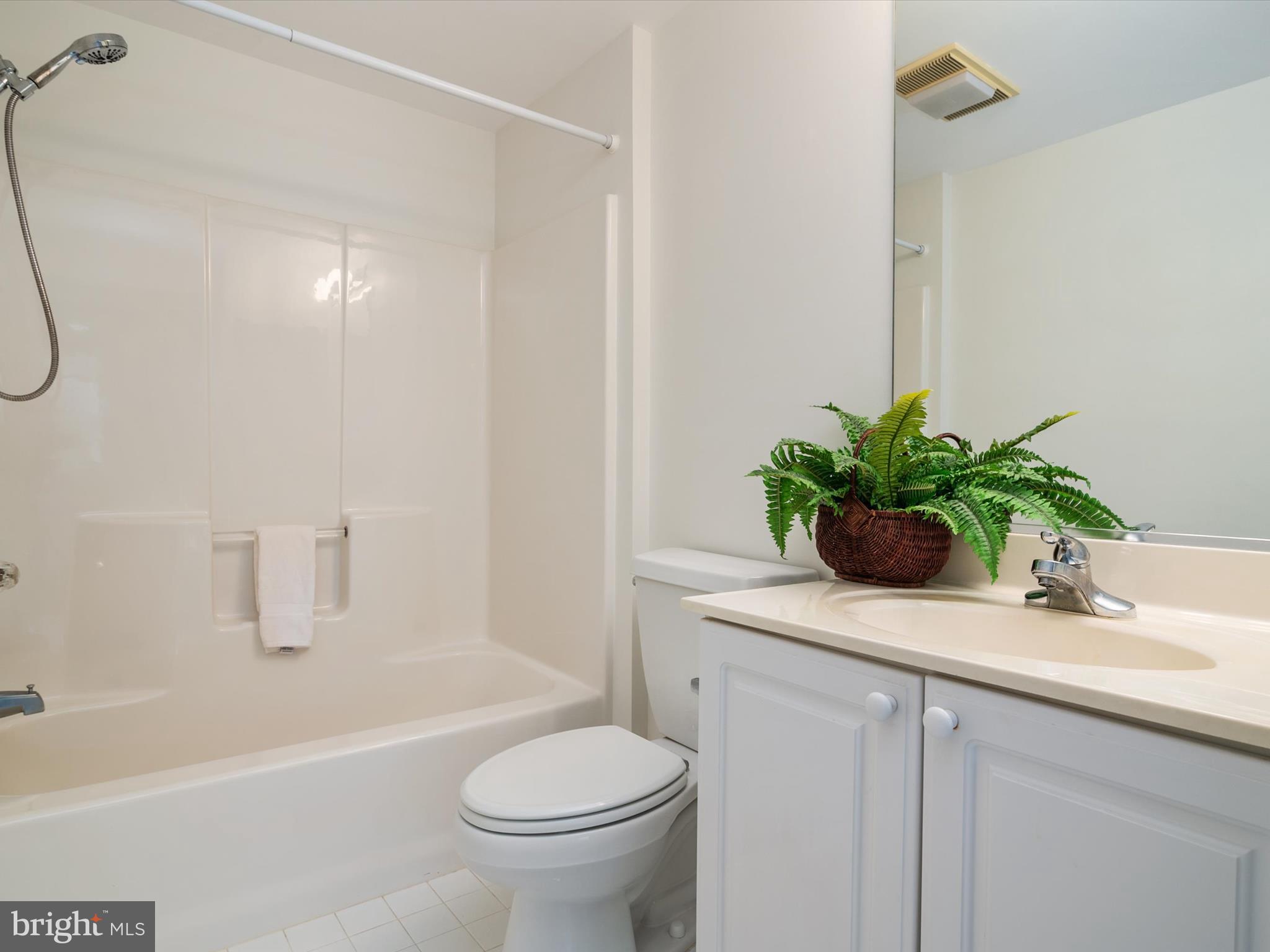 MCKINSEY PARK - Residential