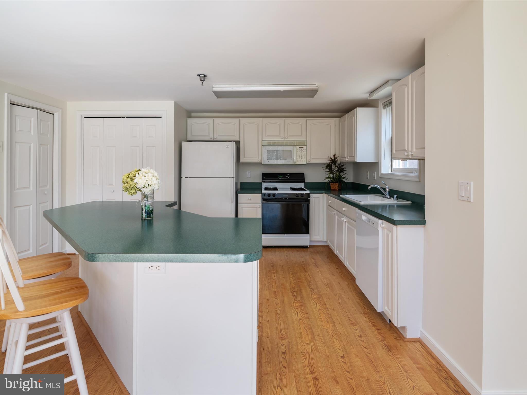 MCKINSEY PARK - Residential