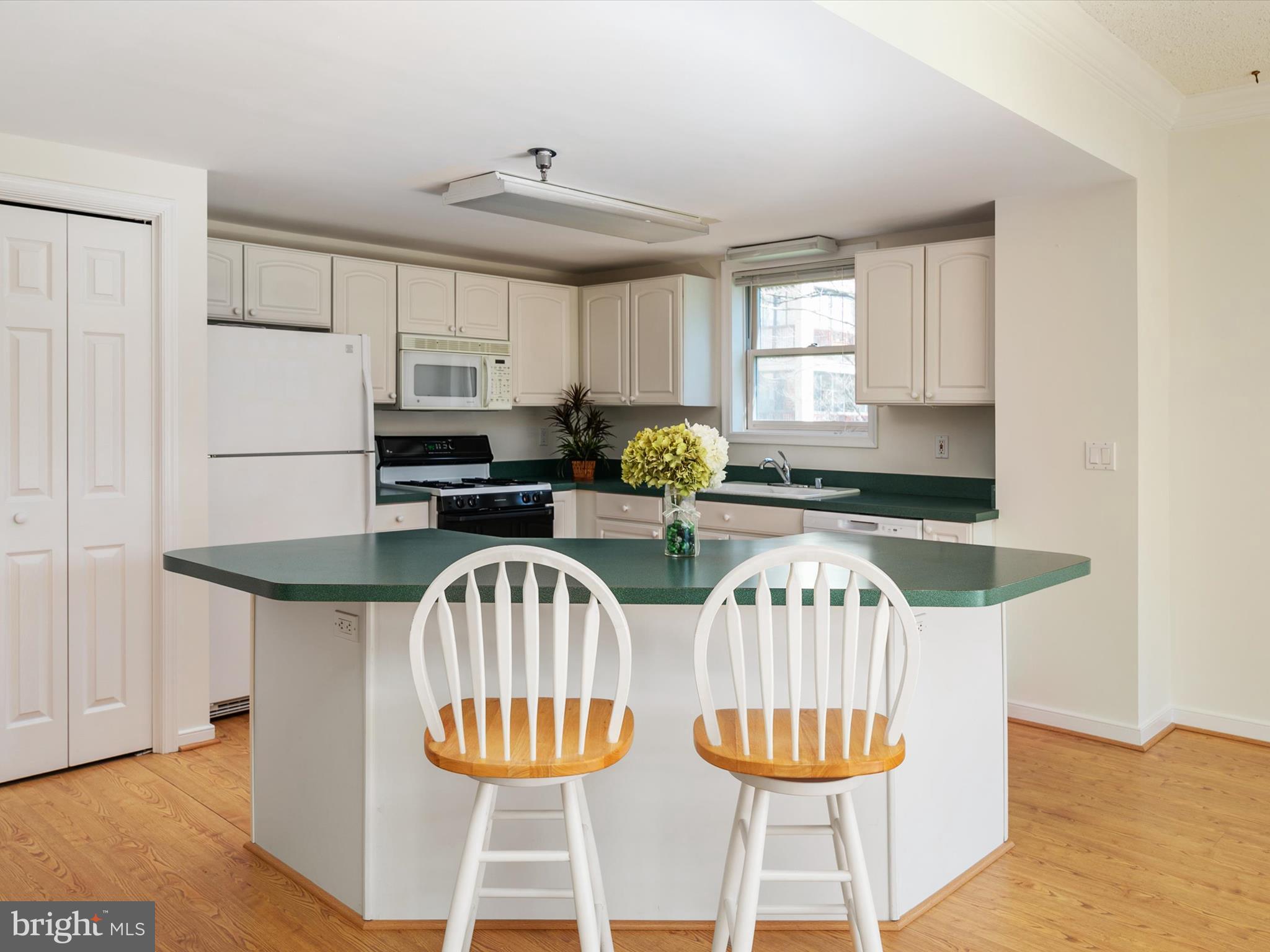 MCKINSEY PARK - Residential