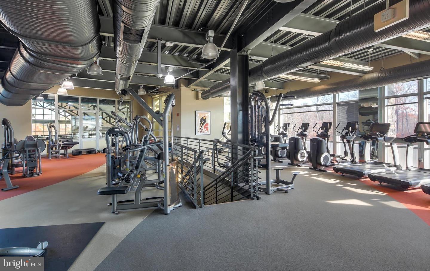 POTOMAC CLUB - Residential