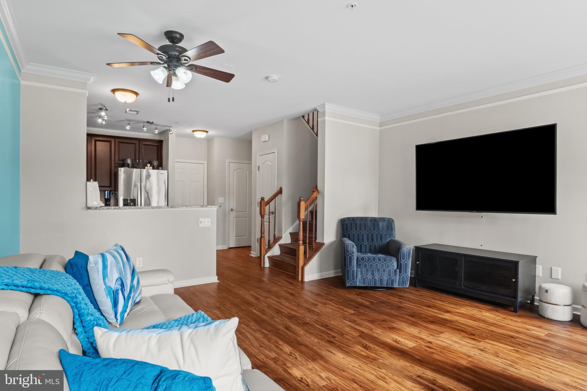 POTOMAC CLUB - Residential