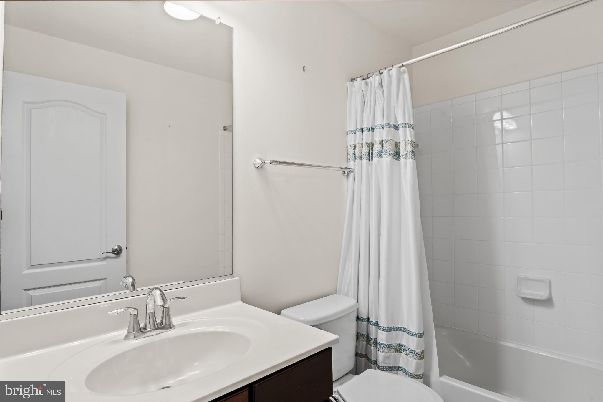 POTOMAC CLUB - Residential