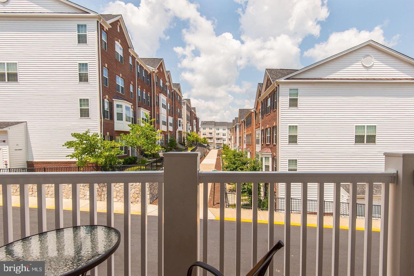 POTOMAC CLUB - Residential