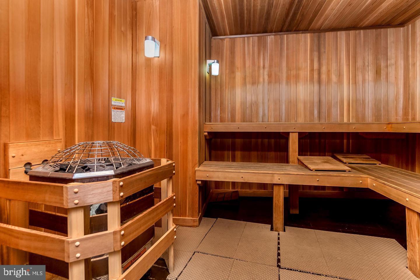 POTOMAC CLUB - Residential