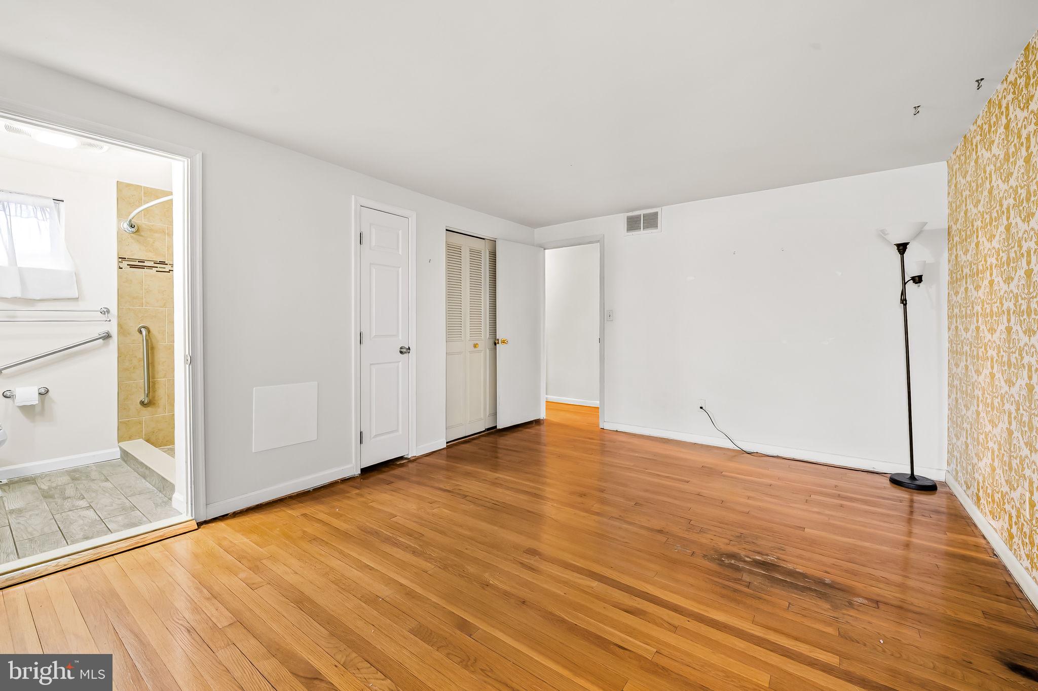 RANDALLSTOWN - Residential