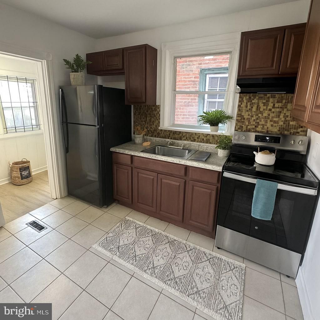 Photo of 229 W Sheldon Street, PHILADELPHIA, PA 19120 (MLS # PAPH2574180)