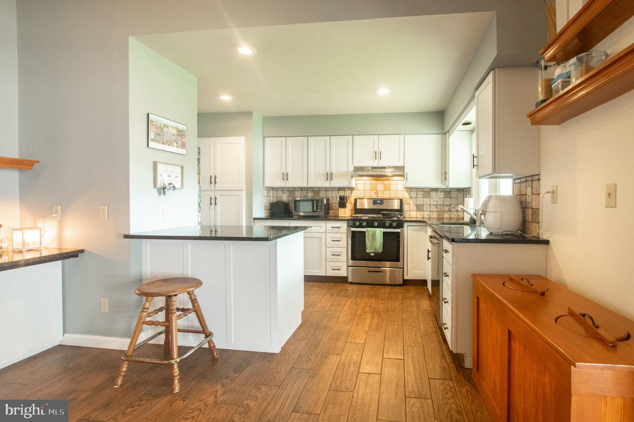 15 W STEPHEN DRIVE