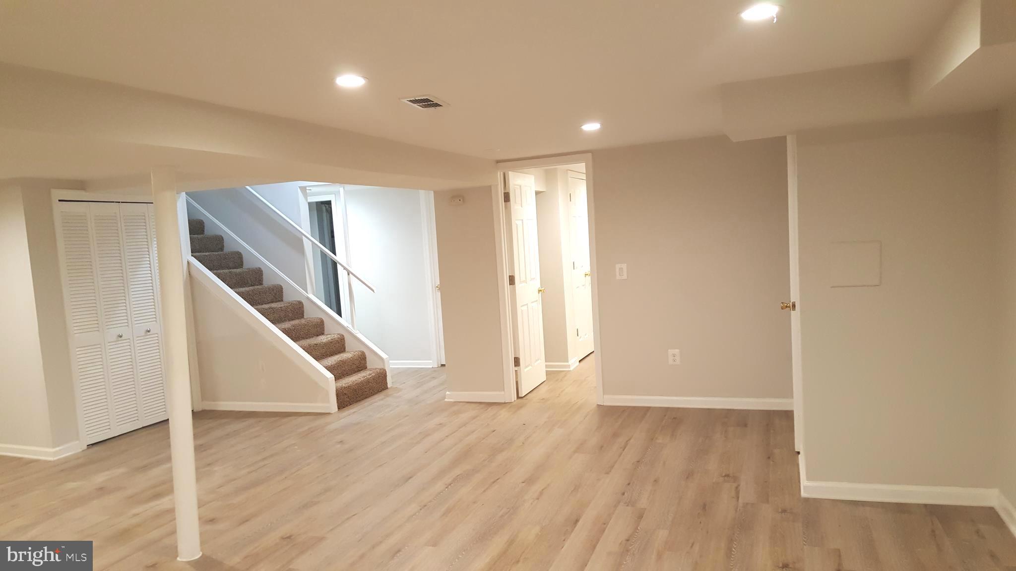 WHEATON FOREST - Residential