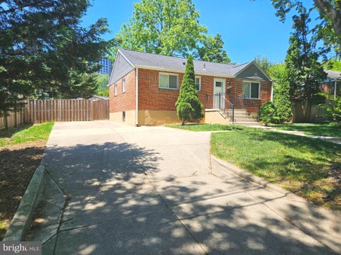 Homes For Sale - 11102 Bucknell Drive<br/> SILVER SPRING, MD 20902