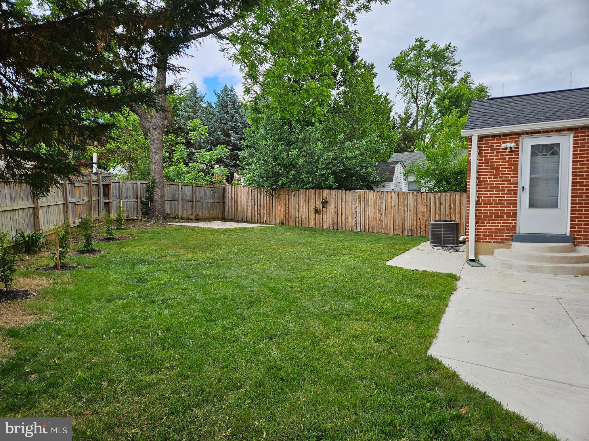 WHEATON FOREST - Residential