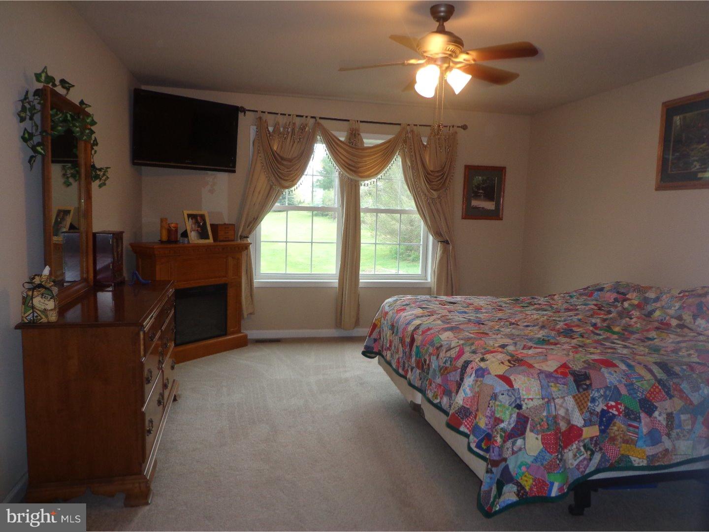 LAKE WYNONAH - Residential
