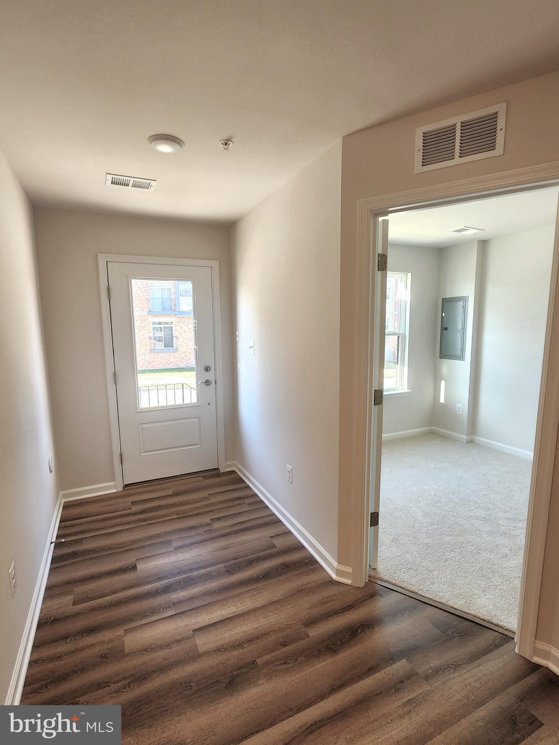 5929 NORTHWEST DRIVE