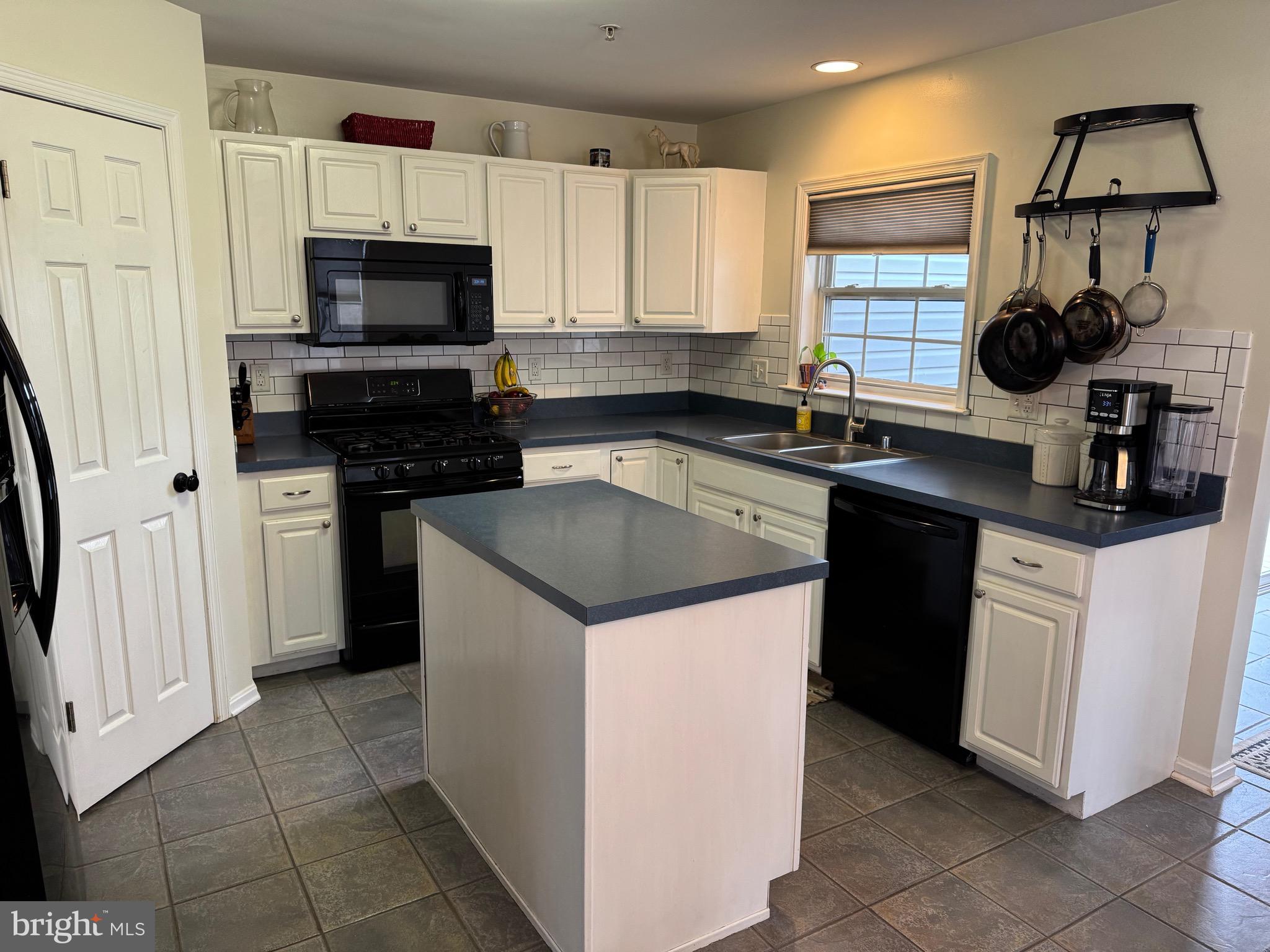 WINTERS RUN MANOR - Residential