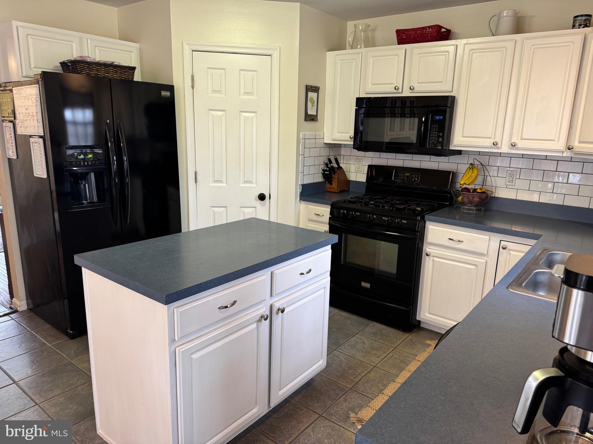 WINTERS RUN MANOR - Residential