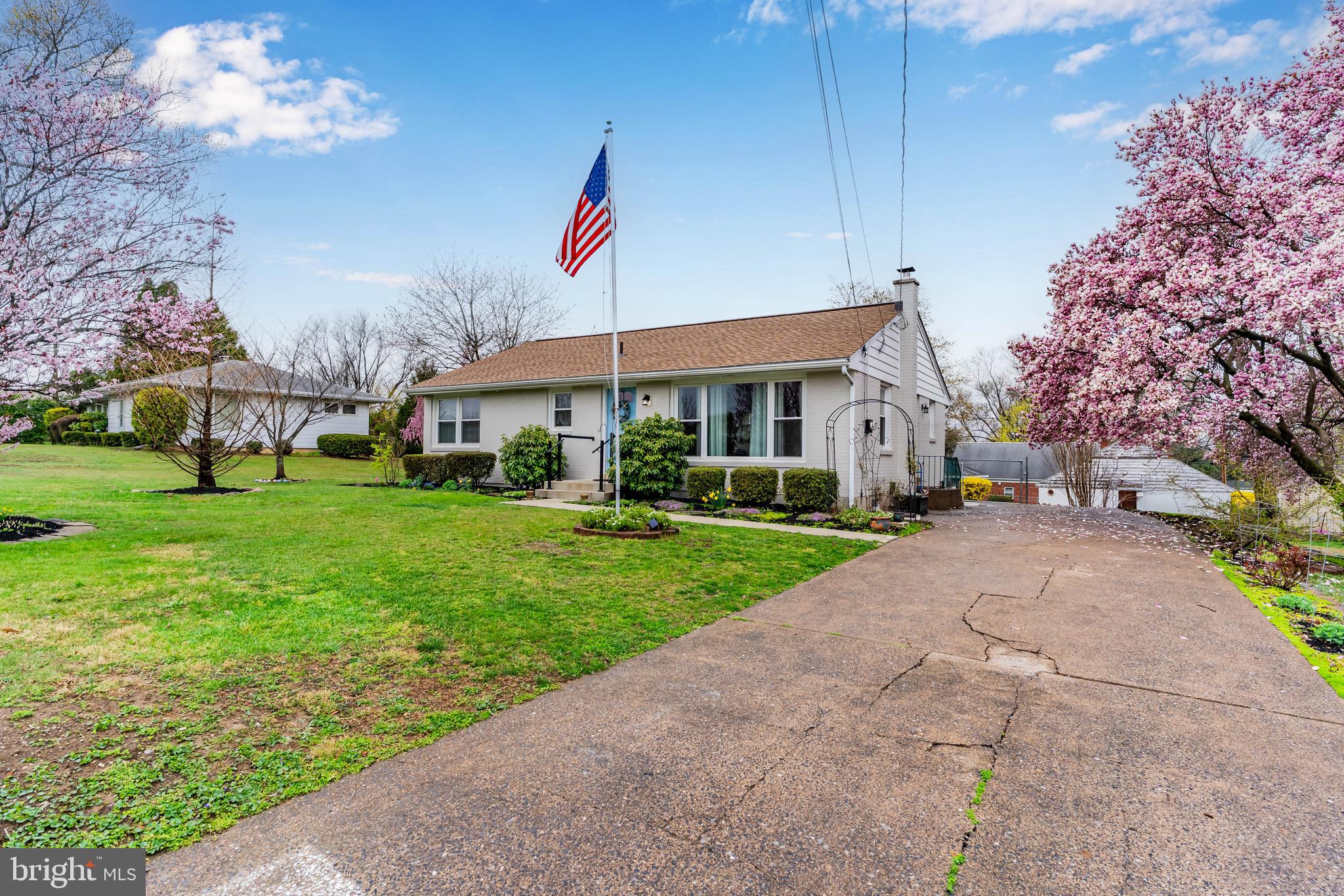 PLEASANT HILLS - Residential