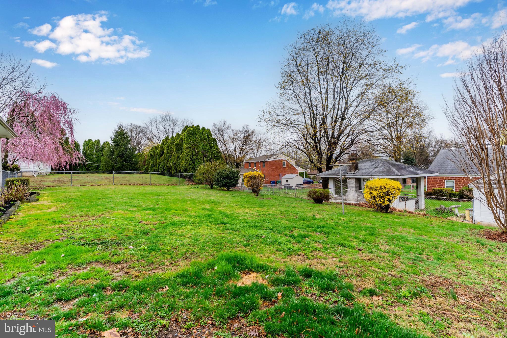 PLEASANT HILLS - Residential