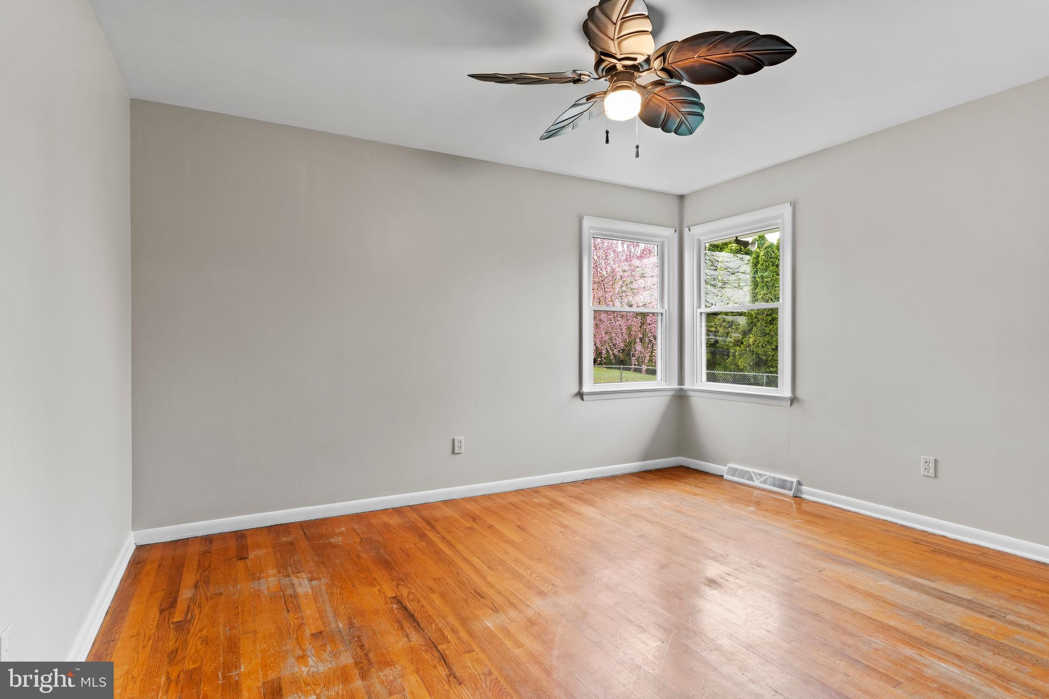 PLEASANT HILLS - Residential