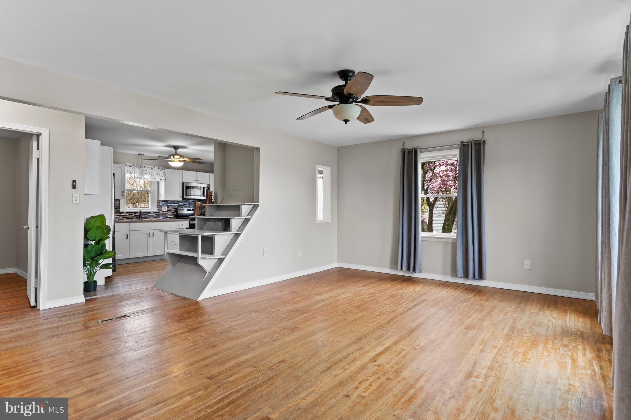 PLEASANT HILLS - Residential