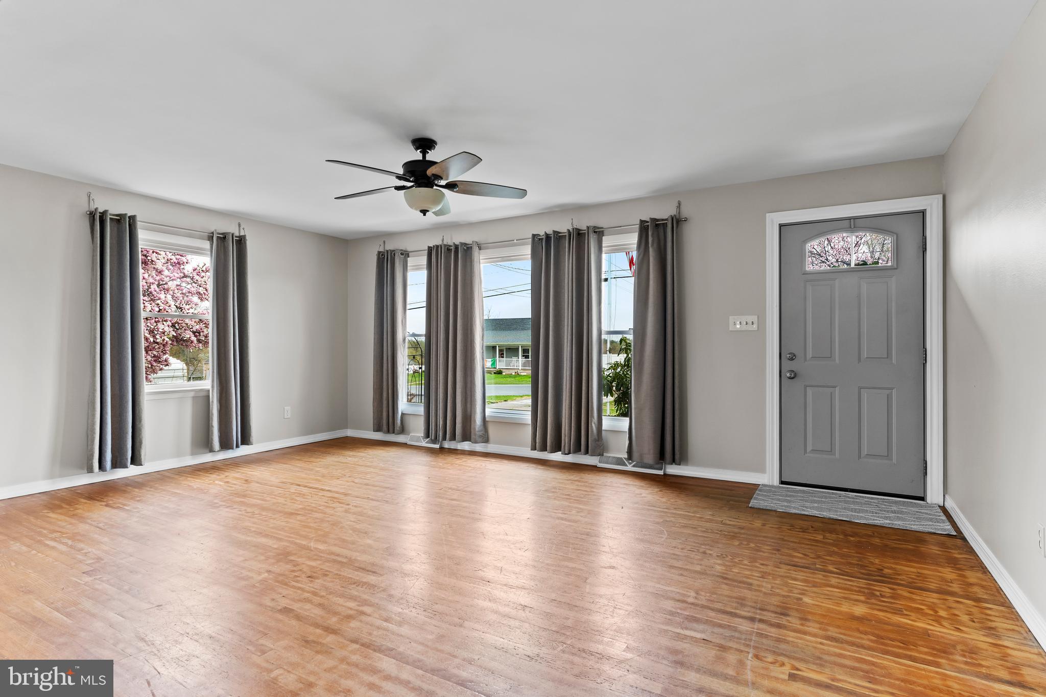 PLEASANT HILLS - Residential