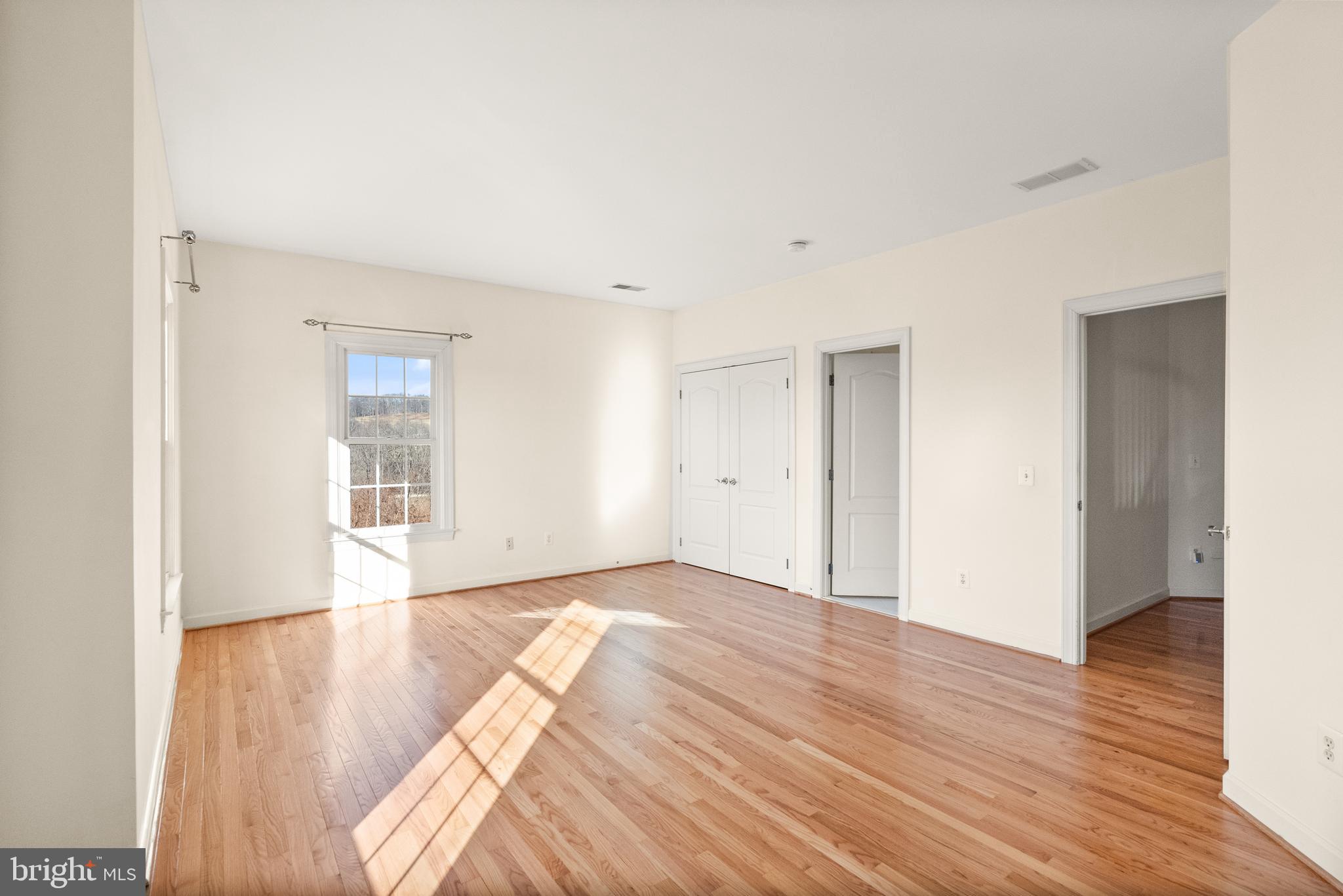 BEACON HILL - Residential