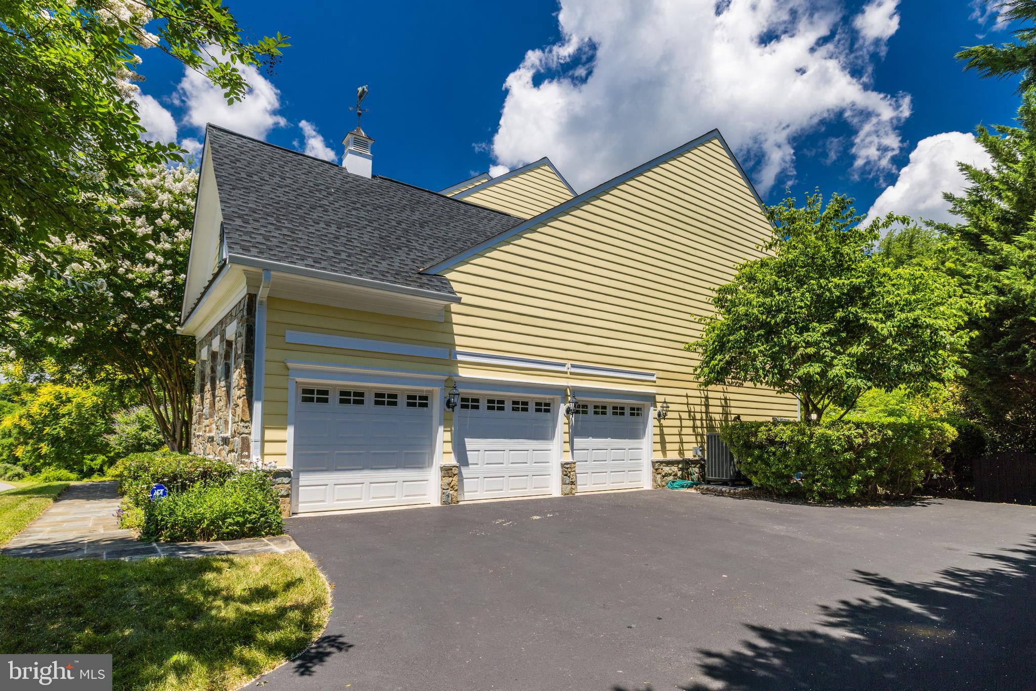 BEACON HILL - Residential