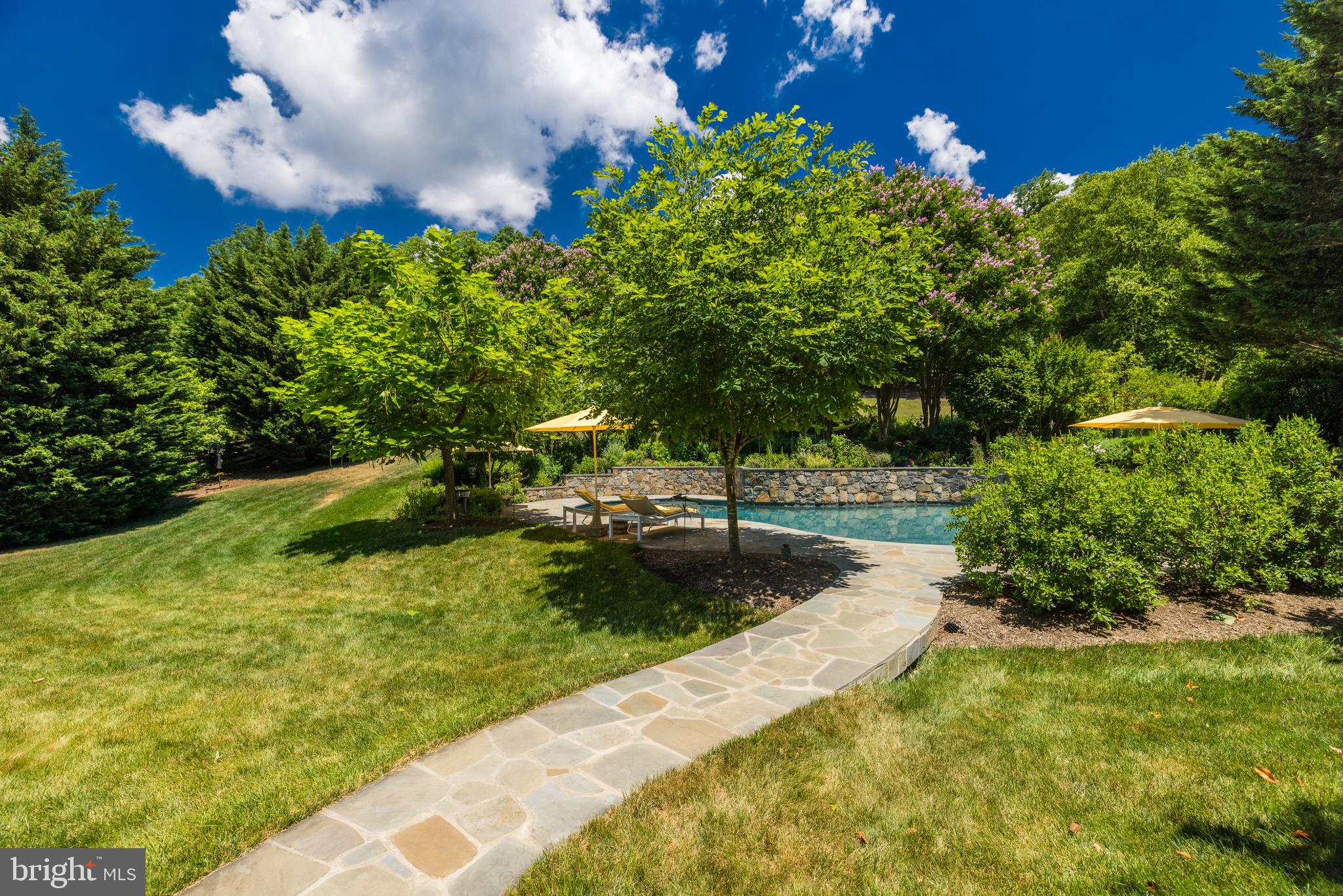 BEACON HILL - Residential