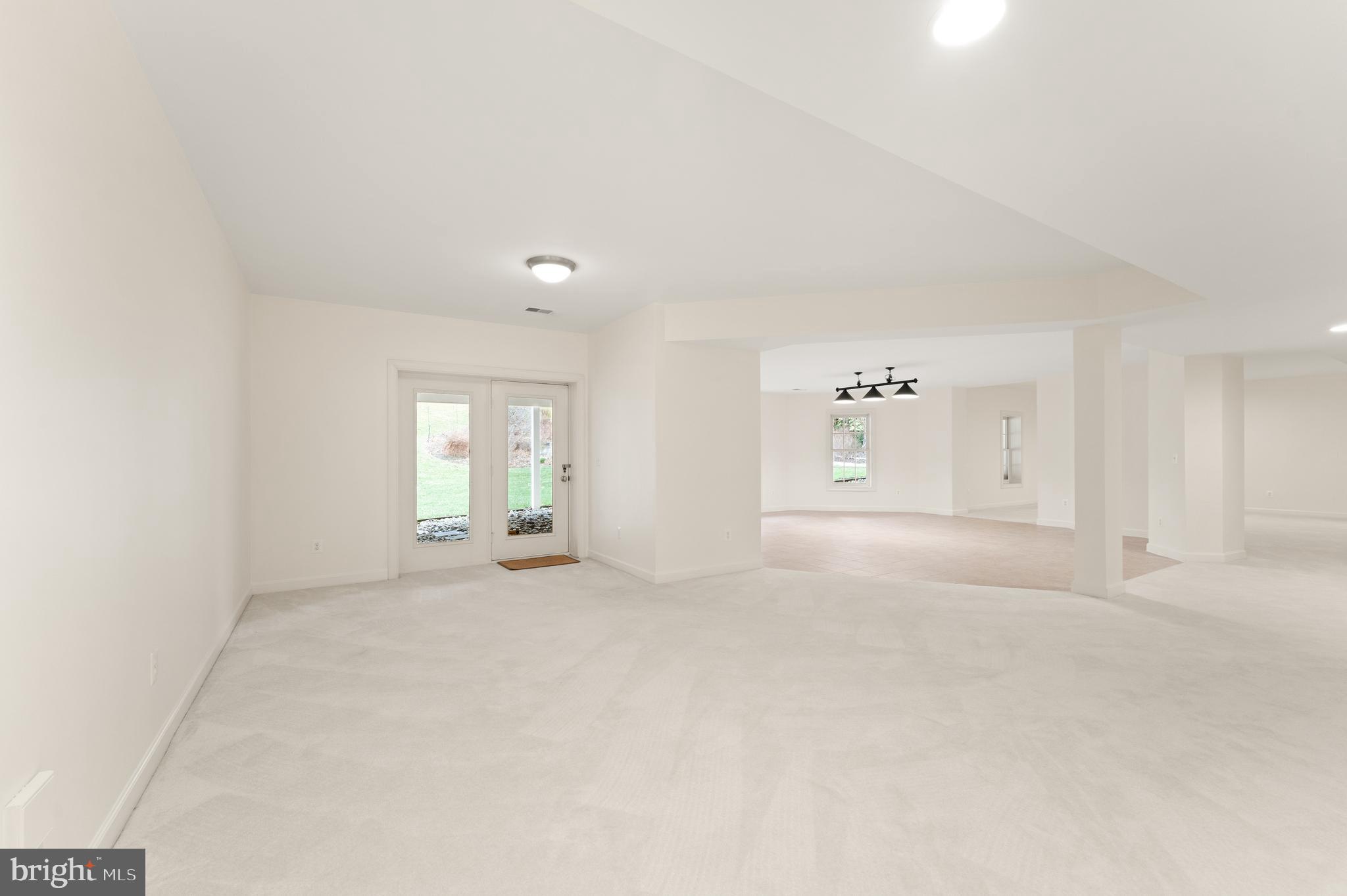 BEACON HILL - Residential