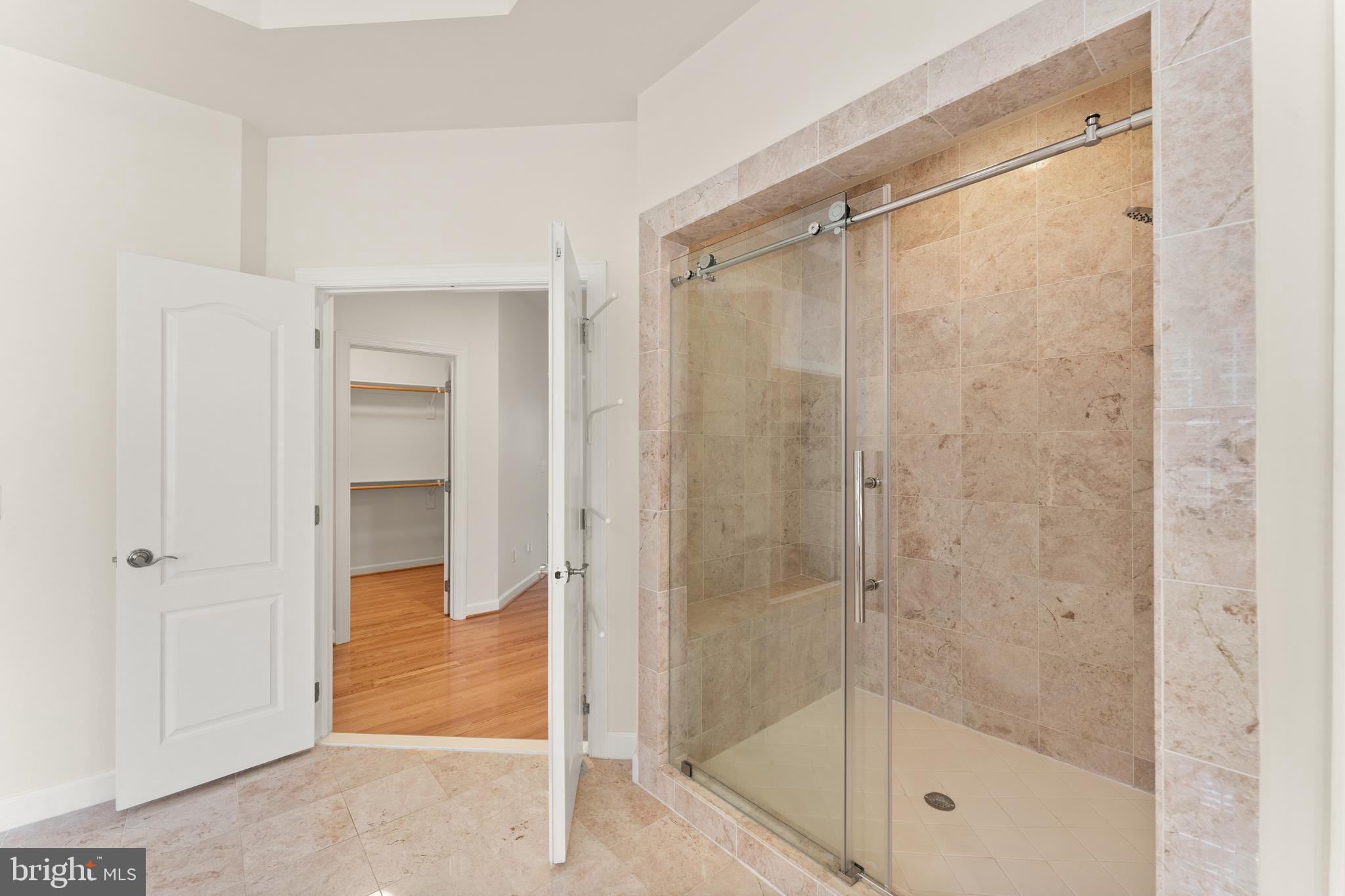 BEACON HILL - Residential