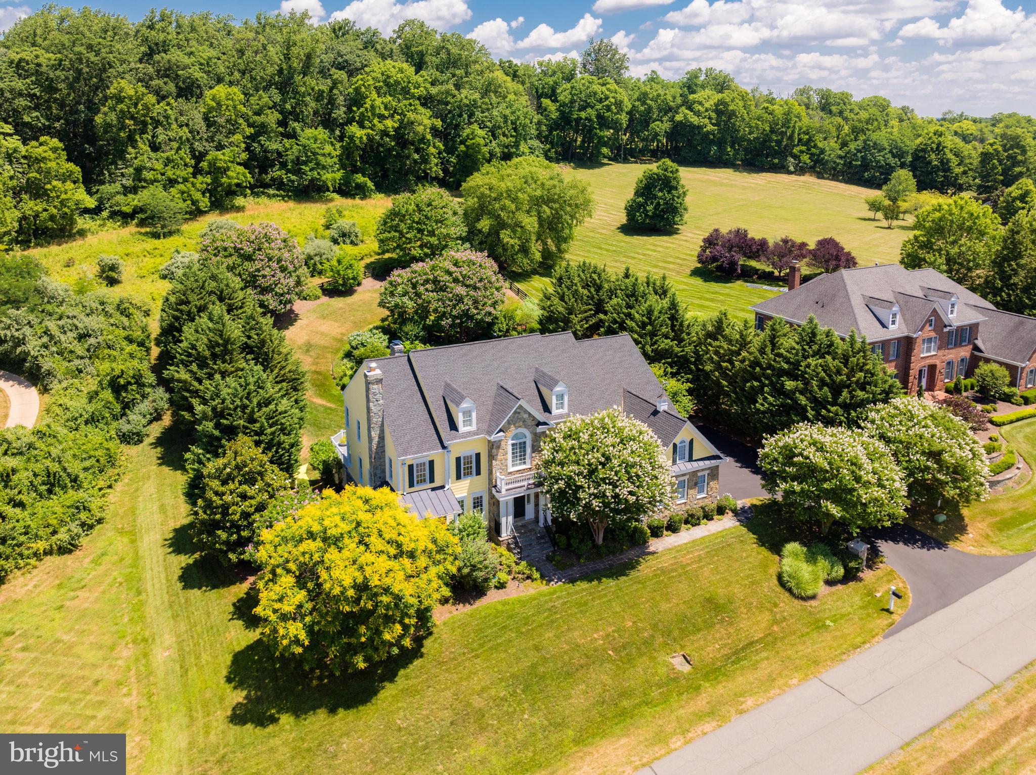 BEACON HILL - Residential