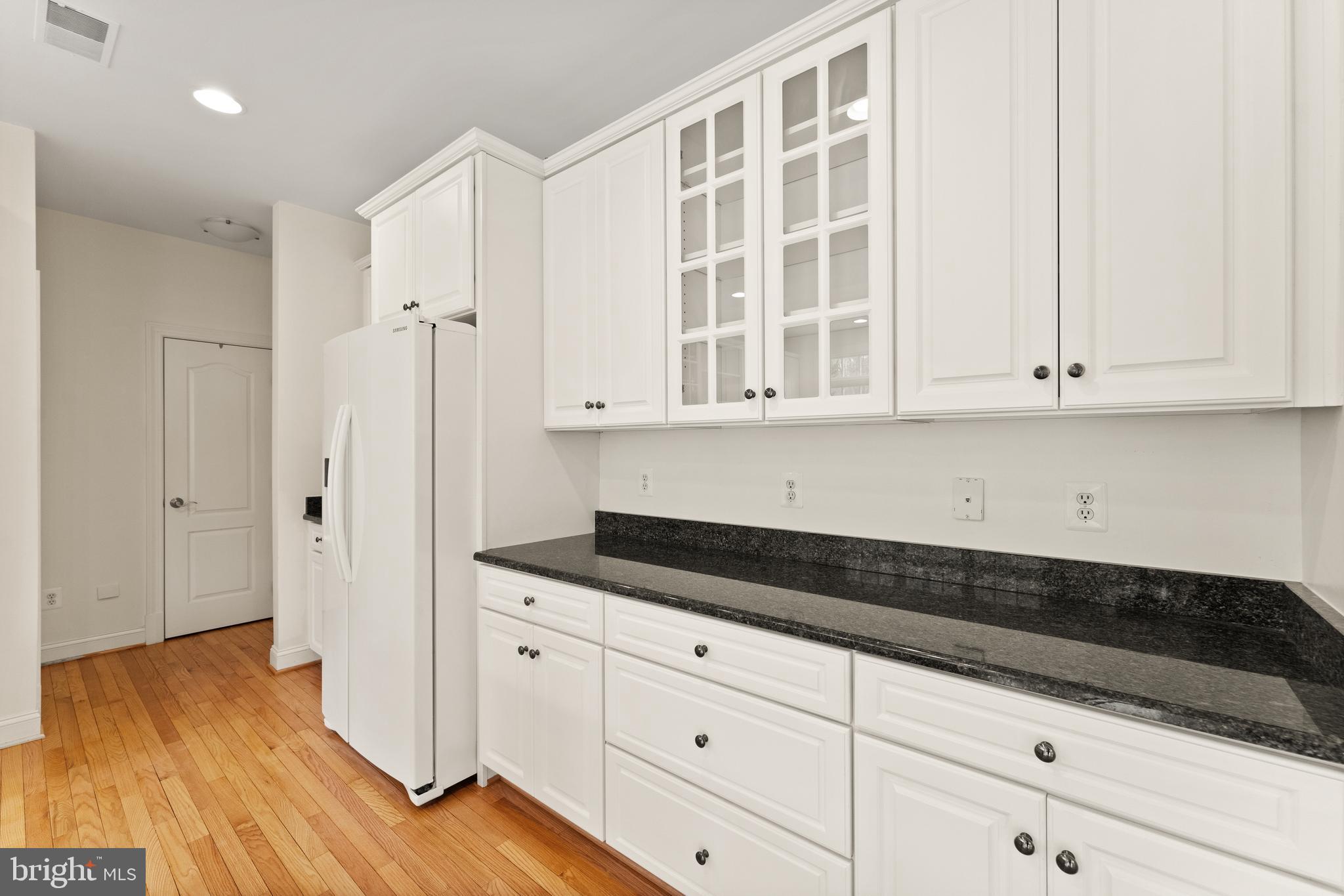 BEACON HILL - Residential