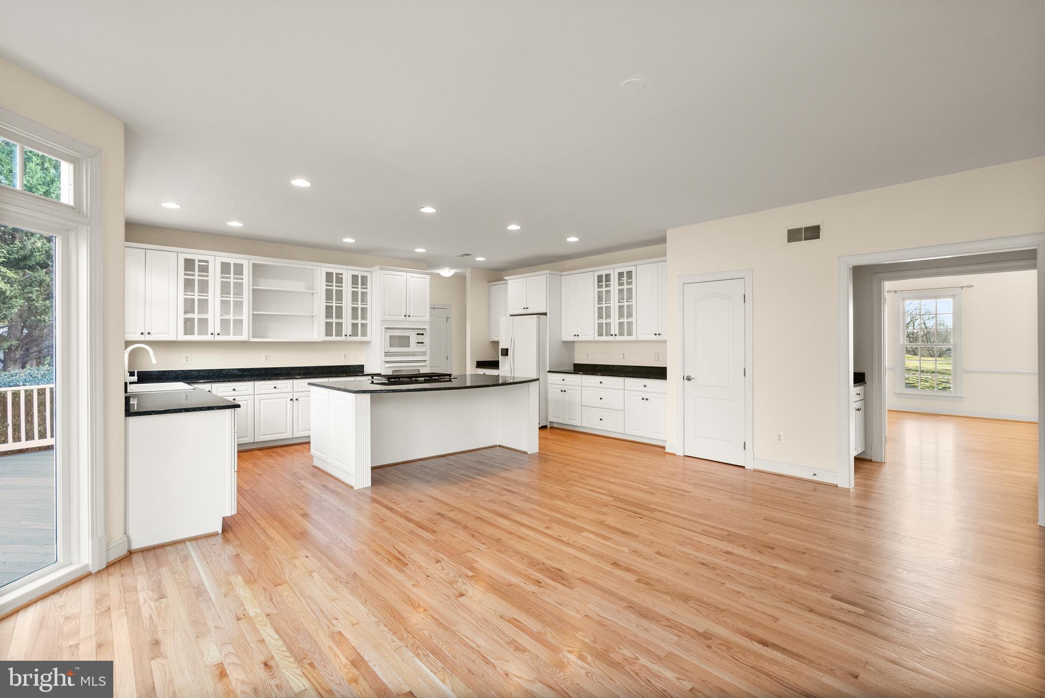 BEACON HILL - Residential