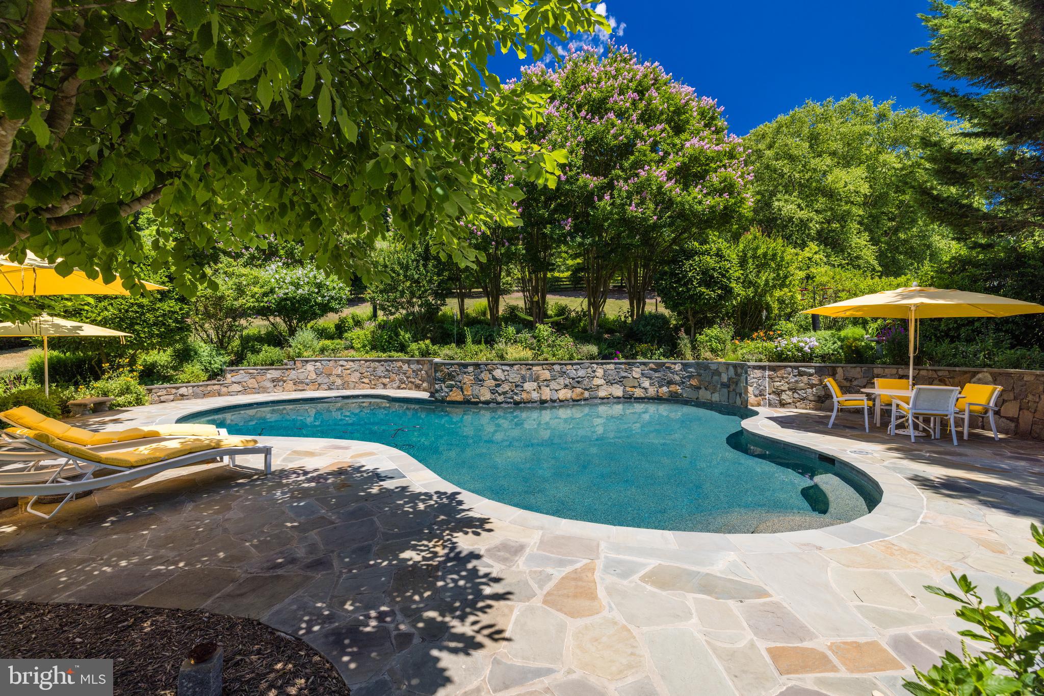 BEACON HILL - Residential