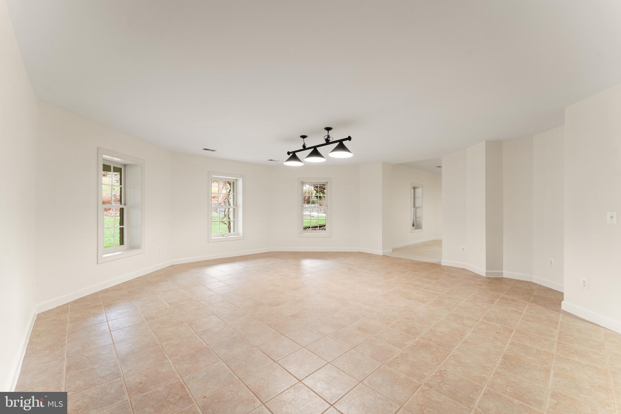 BEACON HILL - Residential