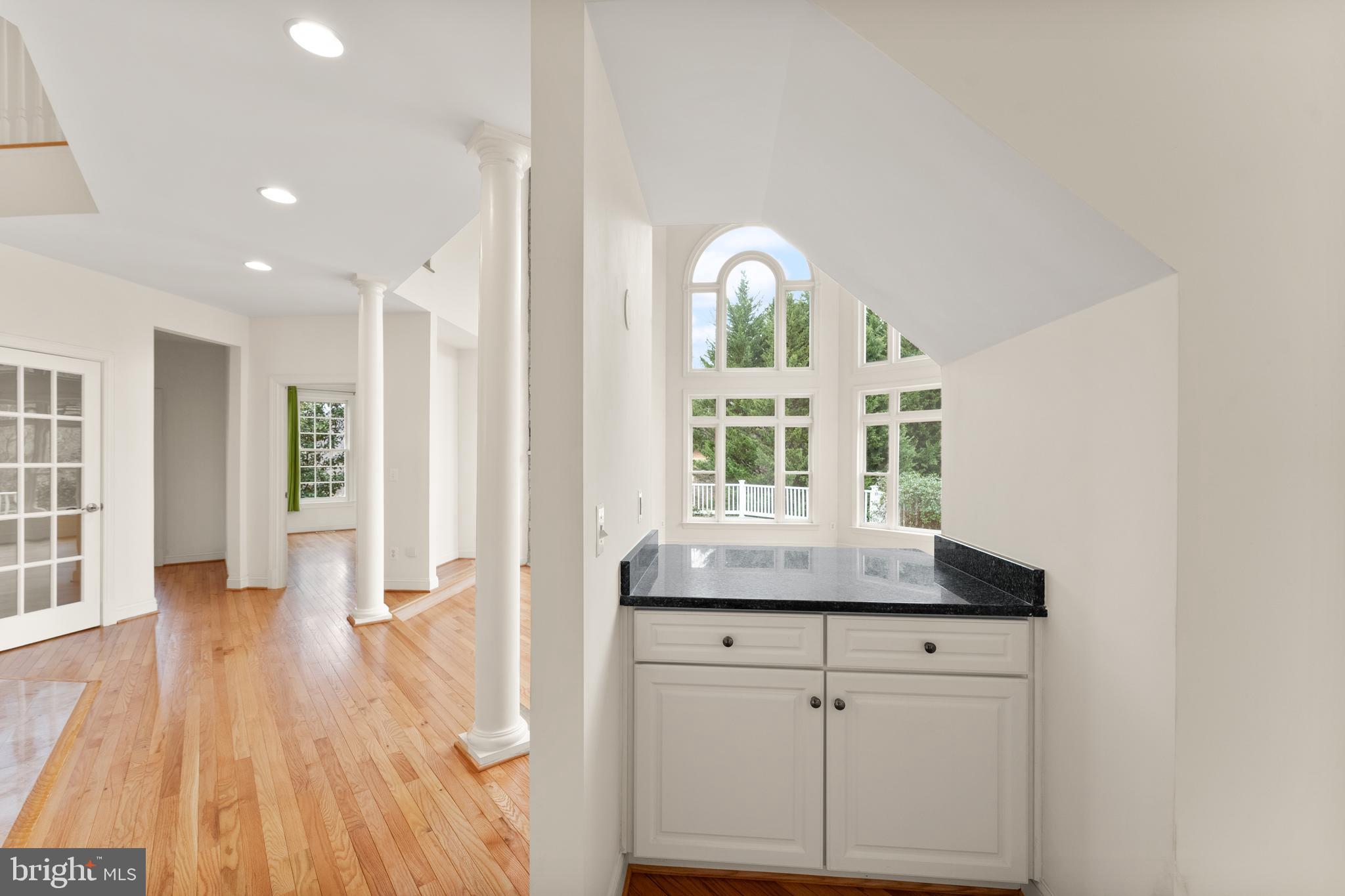 BEACON HILL - Residential