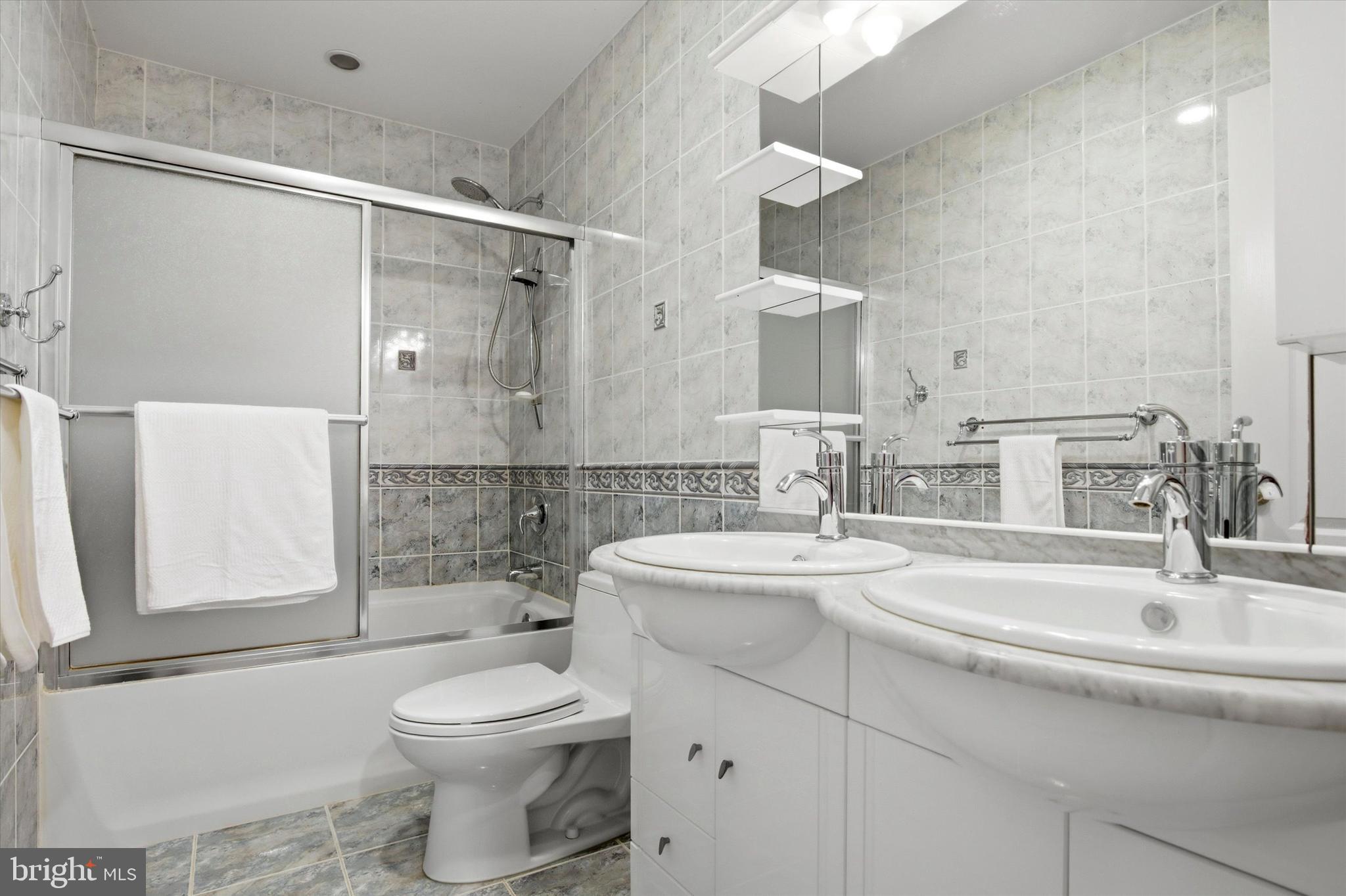 NORTHAMPTON ESTS - Residential