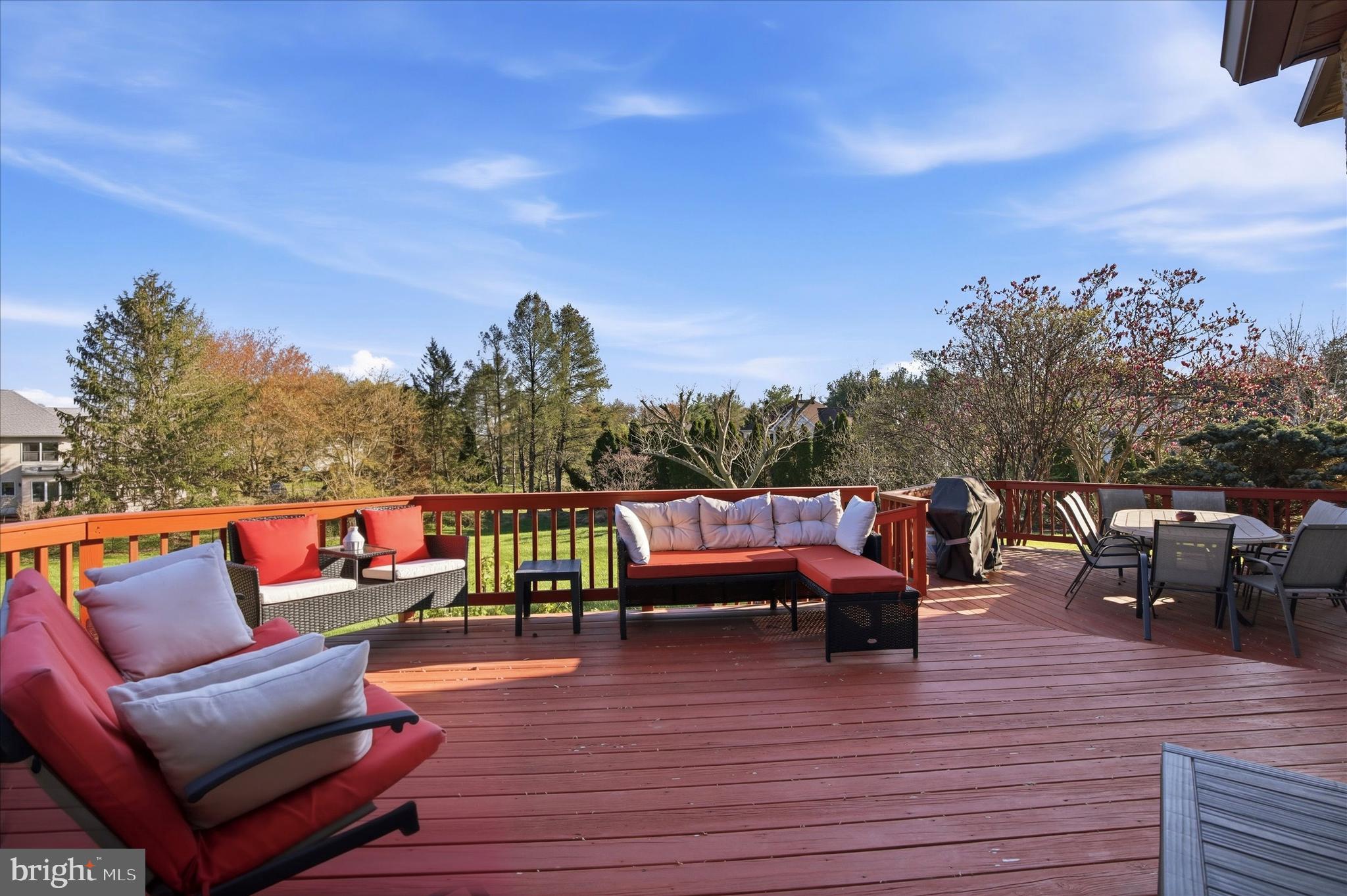 NORTHAMPTON ESTS - Residential