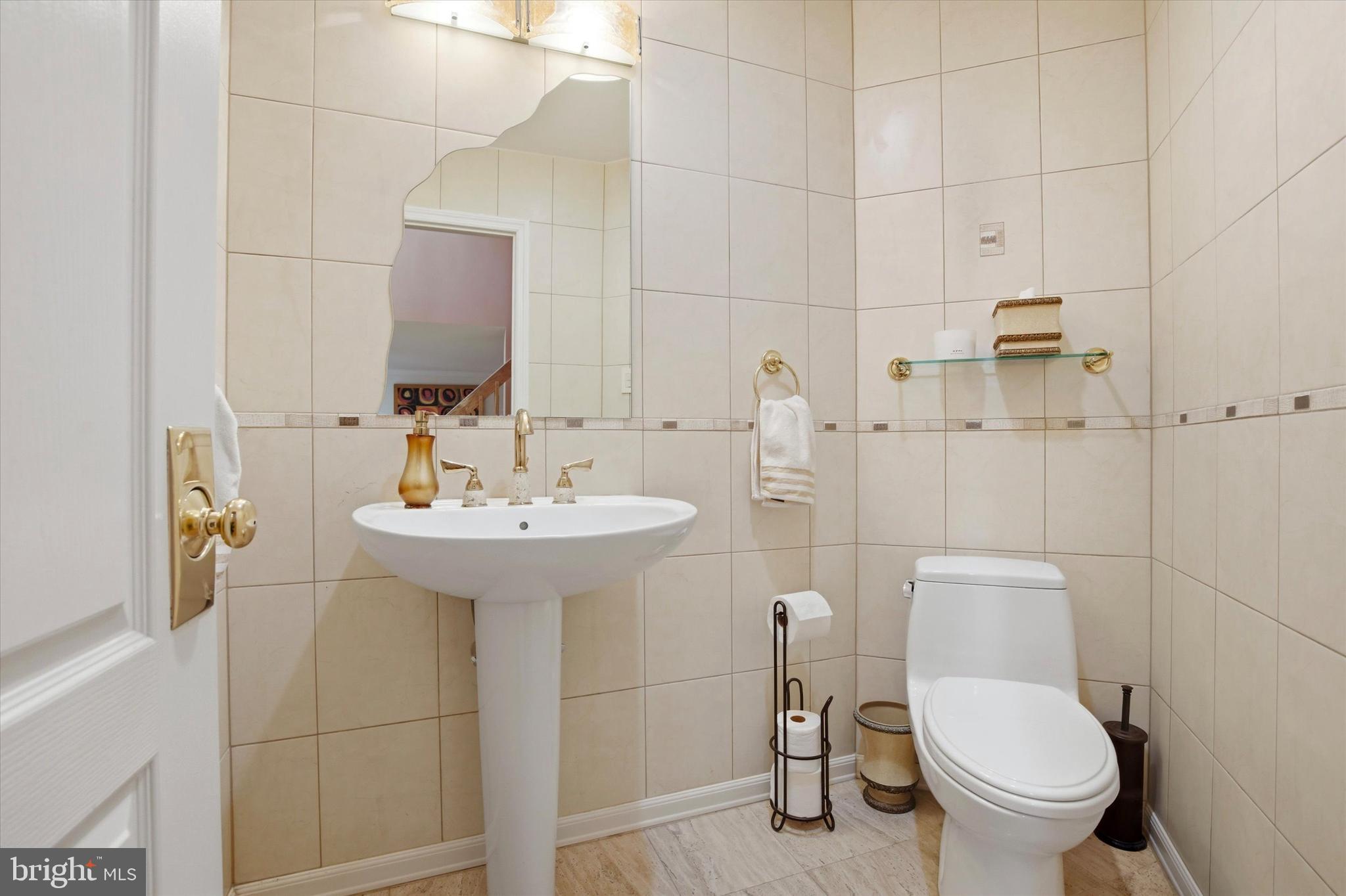 NORTHAMPTON ESTS - Residential