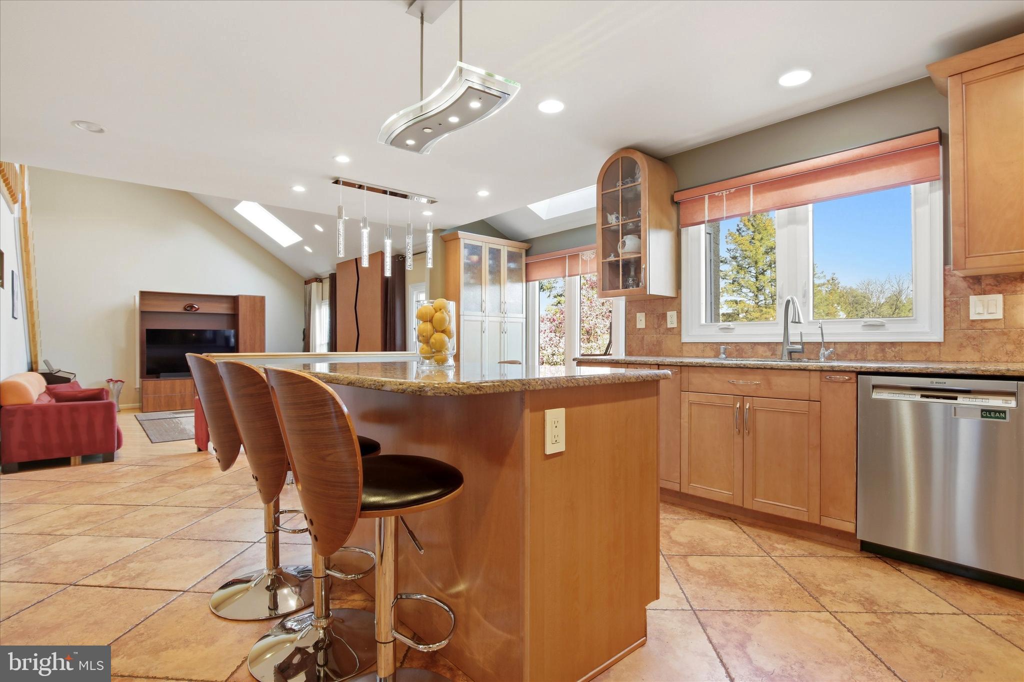 NORTHAMPTON ESTS - Residential