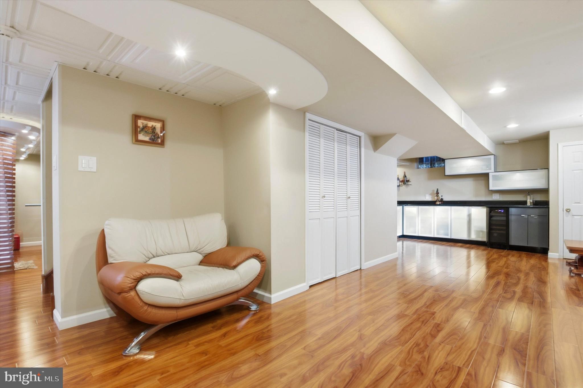 NORTHAMPTON ESTS - Residential