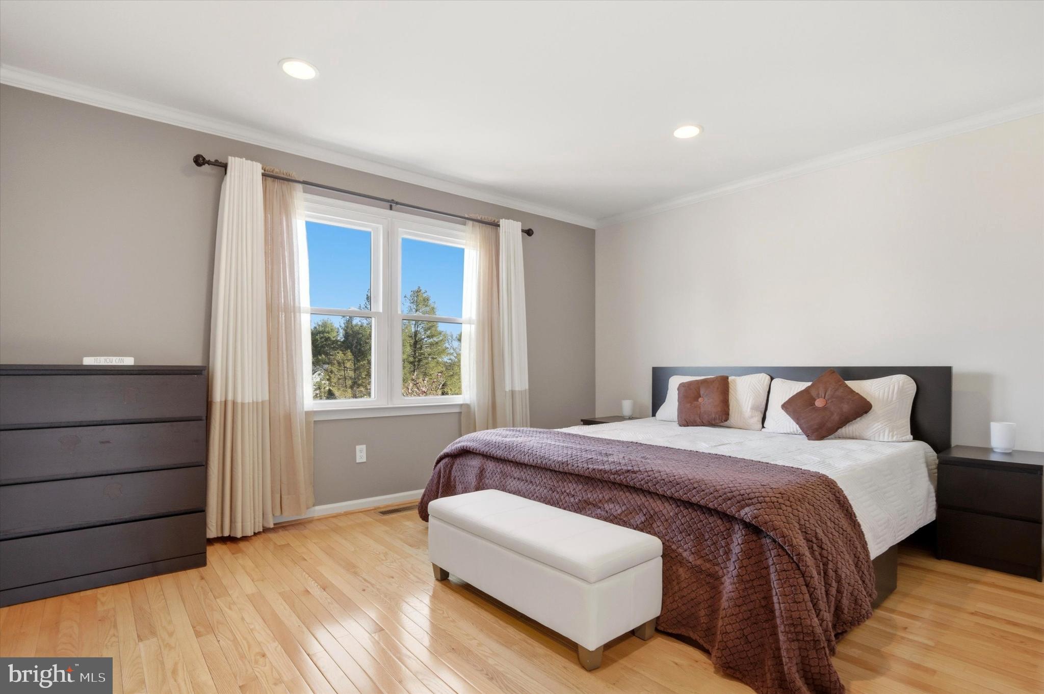 NORTHAMPTON ESTS - Residential