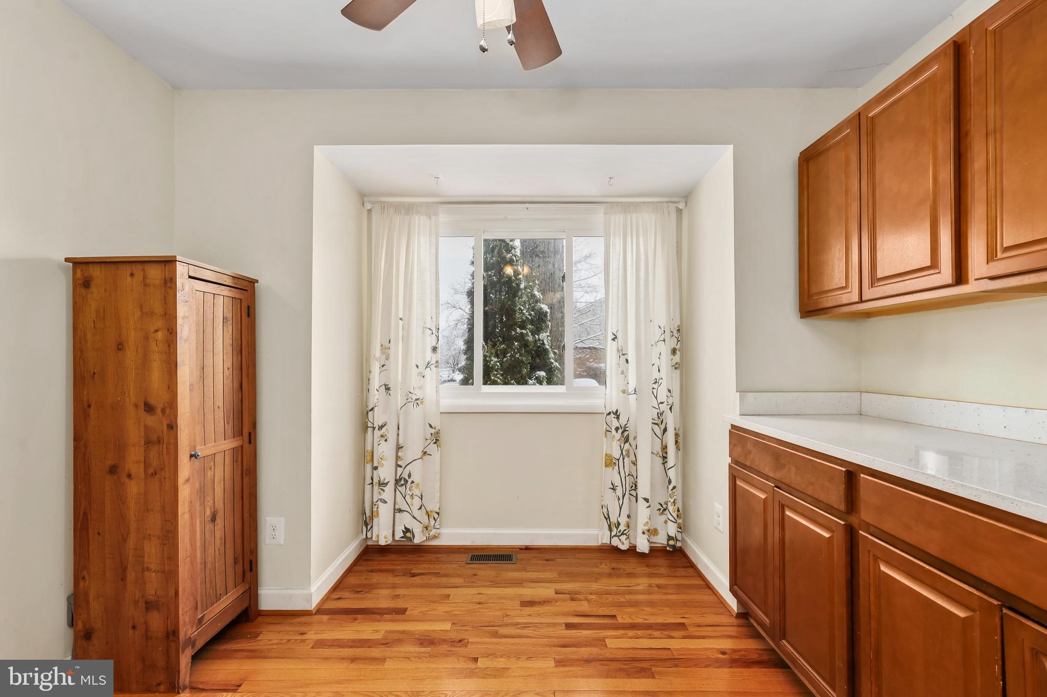 HUNINGTON RIDGE 2 - Residential