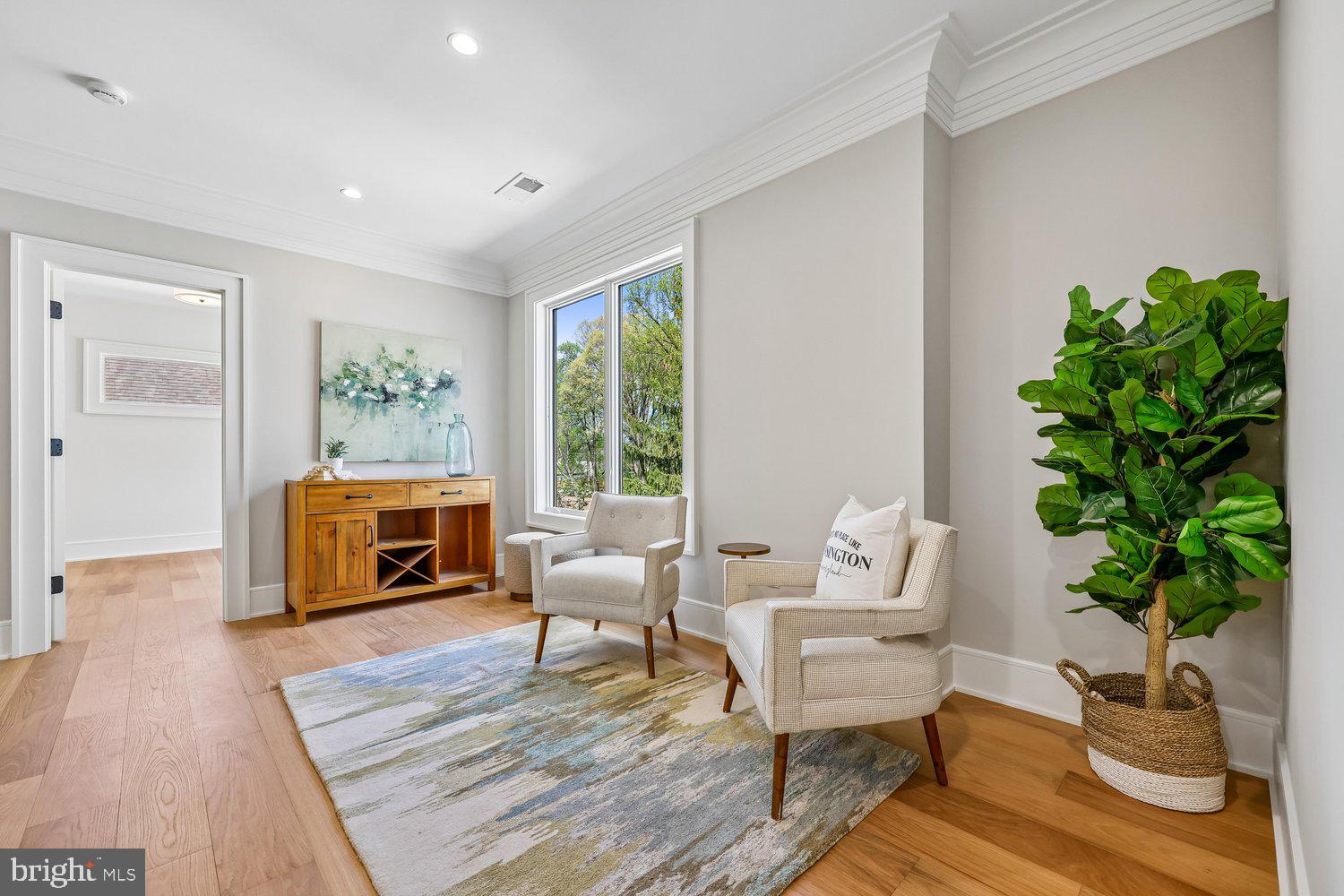 OAKLAND TERRACE - Residential