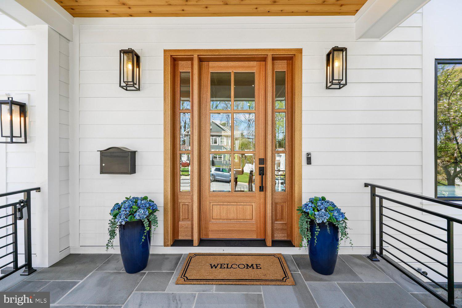 OAKLAND TERRACE - Residential