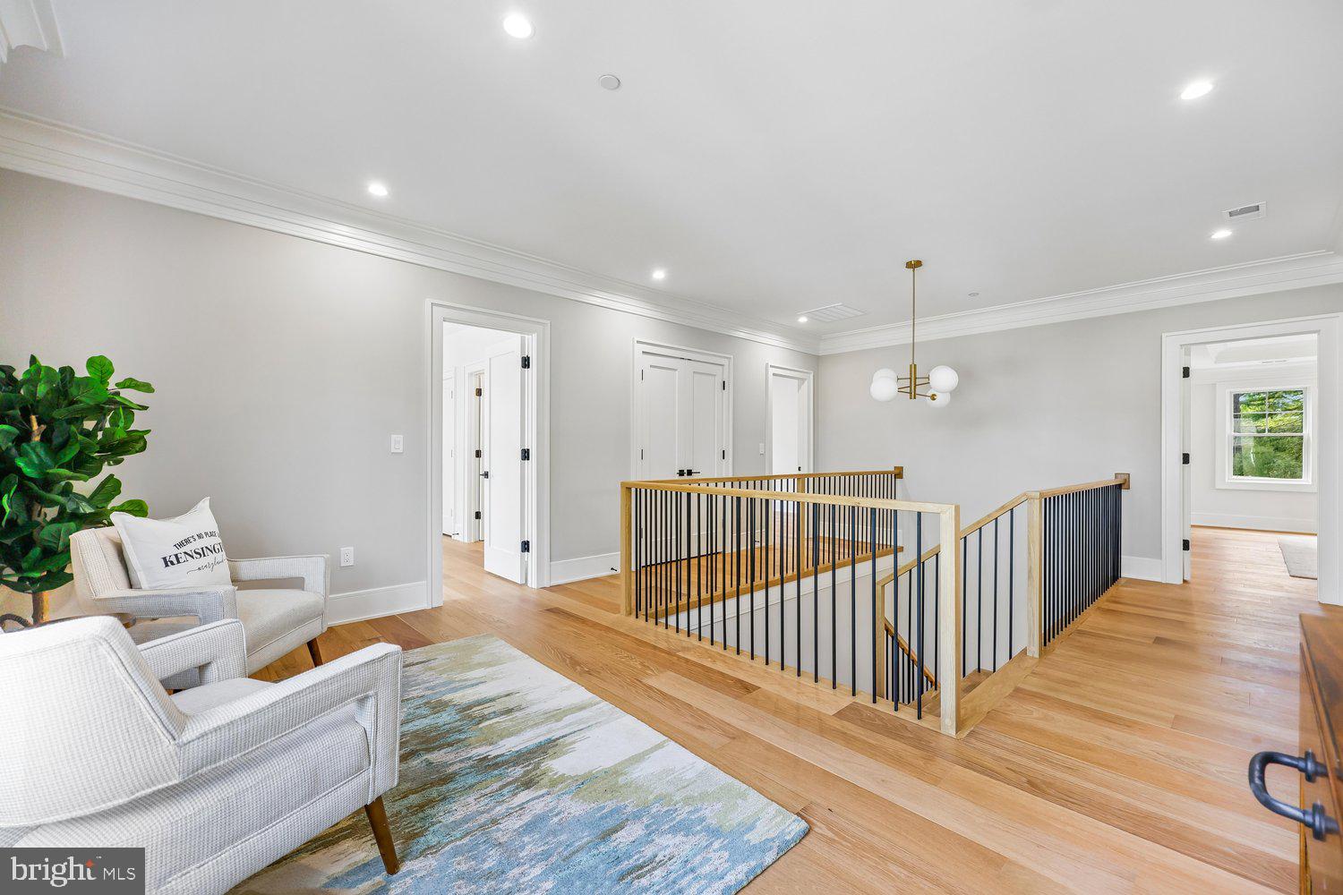 OAKLAND TERRACE - Residential