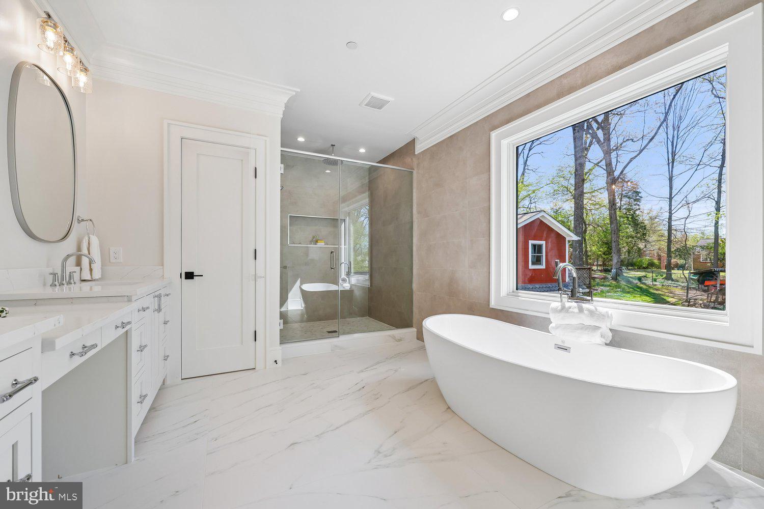 OAKLAND TERRACE - Residential