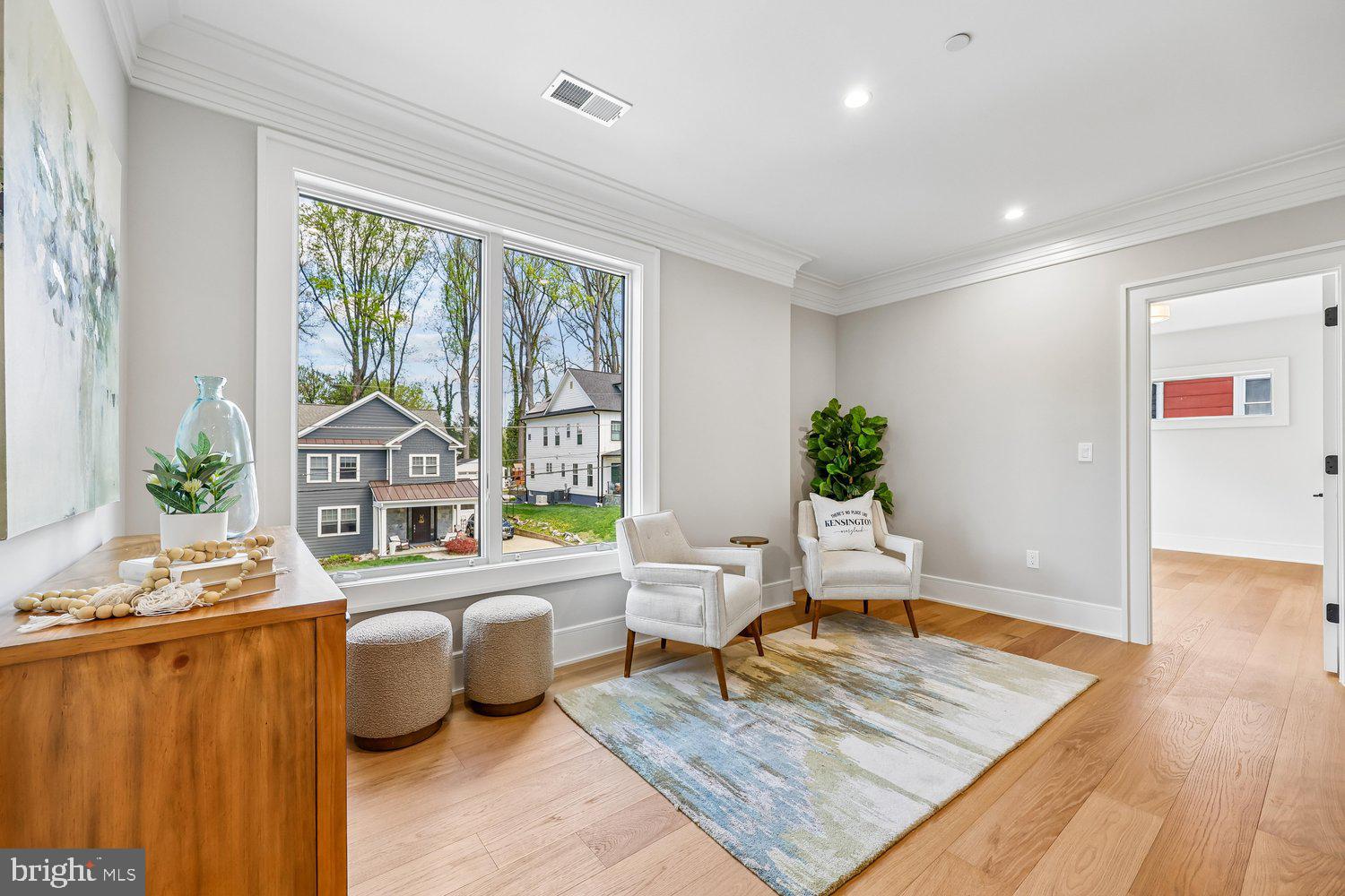 OAKLAND TERRACE - Residential