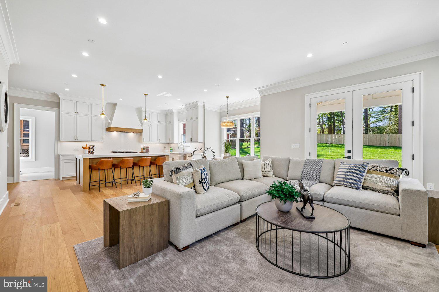 OAKLAND TERRACE - Residential