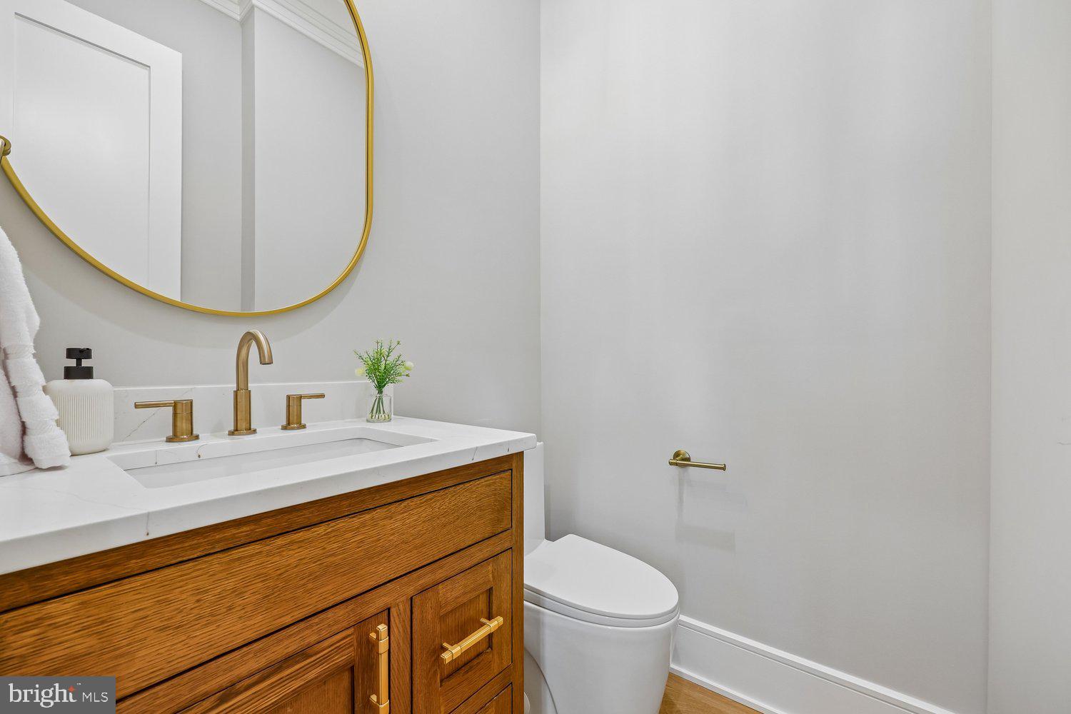 OAKLAND TERRACE - Residential