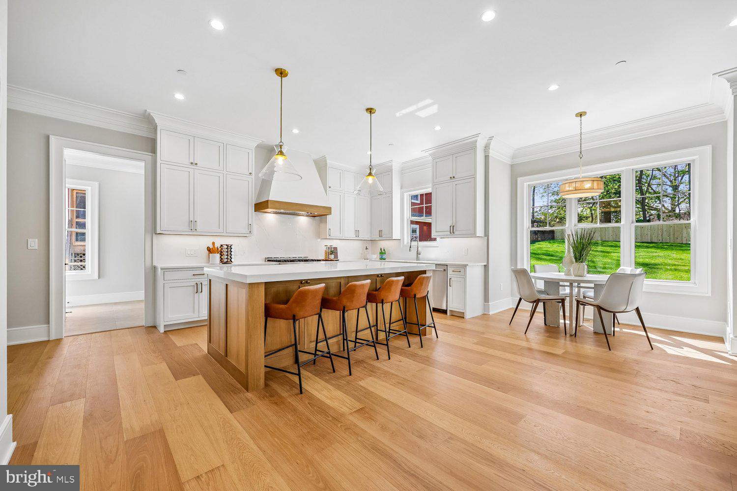 OAKLAND TERRACE - Residential